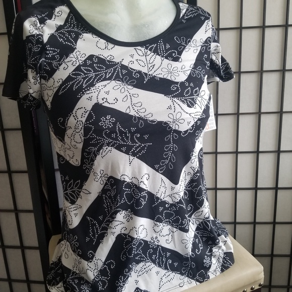 Lularoe classic Tee shirt nwt - Picture 1 of 8